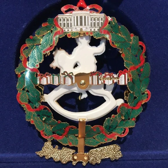 The White House Historical Association Christmas Ornament 2003 - Picture 4 of 6